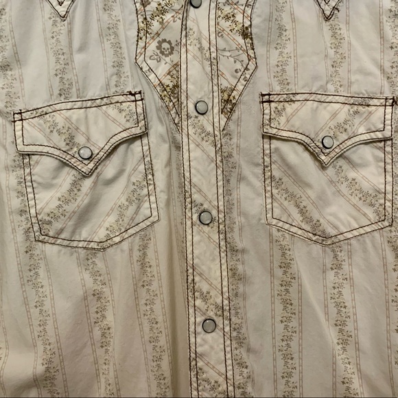 Arizona Jeans Co. western style women’s button up shirt - Picture 10 of 13